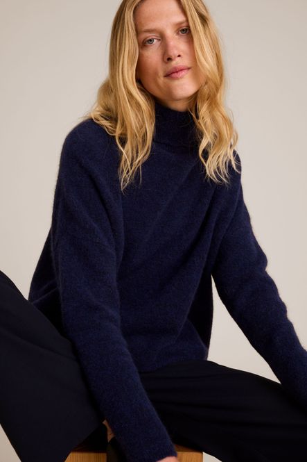 Hovedbilde MARIBEL strikkegenser – Marineblå